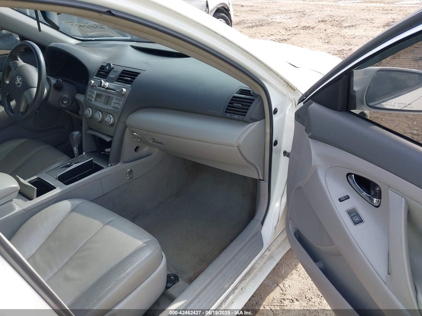 2011 TOYOTA CAMRY VIN: 4T1BF3EKXBU584837