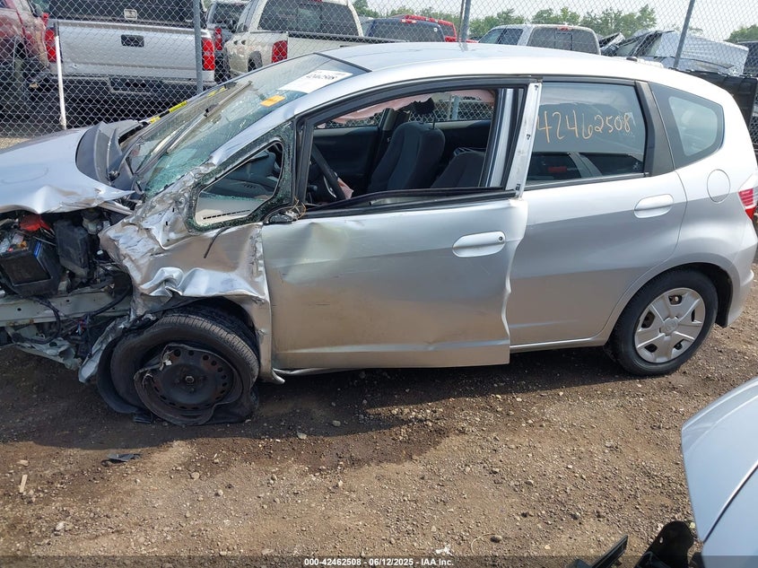 2013 HONDA FIT - JHMGE8H39DC067504
