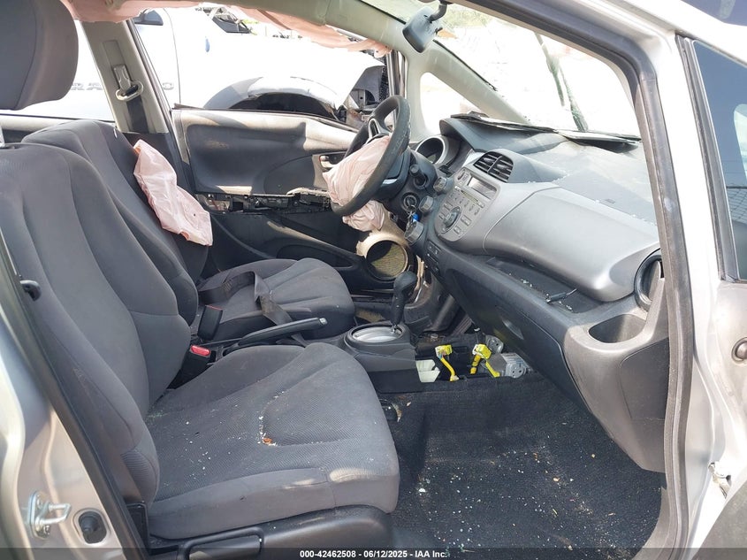 2013 HONDA FIT - JHMGE8H39DC067504