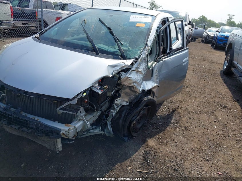 2013 HONDA FIT - JHMGE8H39DC067504