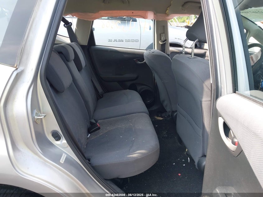 2013 HONDA FIT - JHMGE8H39DC067504