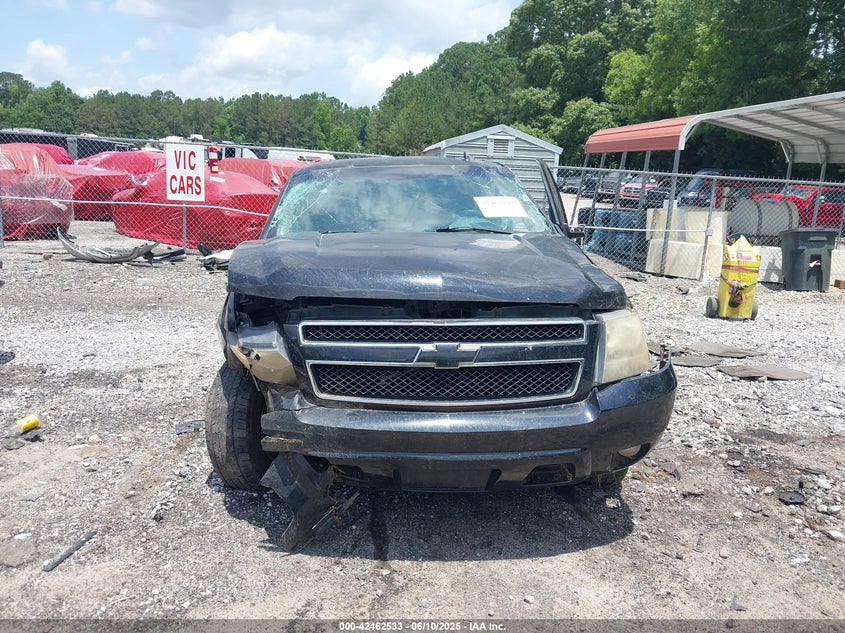 2008 CHEVROLET TAHOE VIN: 1GNFC13048J151892