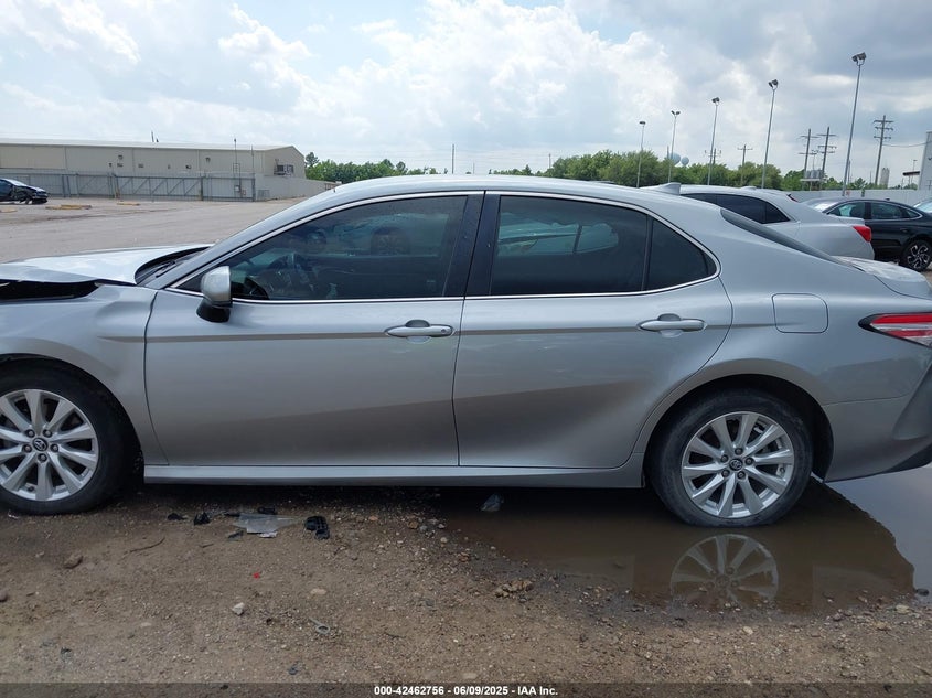 2019 TOYOTA CAMRY LE - 4T1B11HK7KU262509