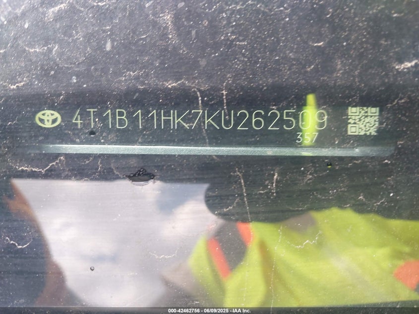 2019 TOYOTA CAMRY LE - 4T1B11HK7KU262509