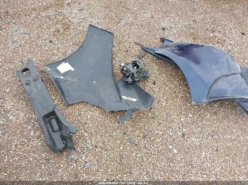 2021 TOYOTA COROLLA LE - JTDEPMAE5MJ141682