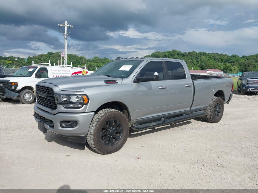 2022 Ram 3500 Big Horn 4X4 8' Box silver truck diesel 3C63R3HL6NG121502 photo #3