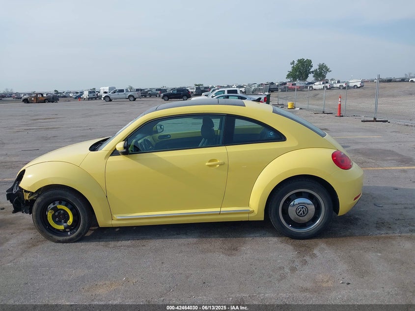 2013 VOLKSWAGEN BEETLE 2.5L - 3VWHX7AT0DM603661