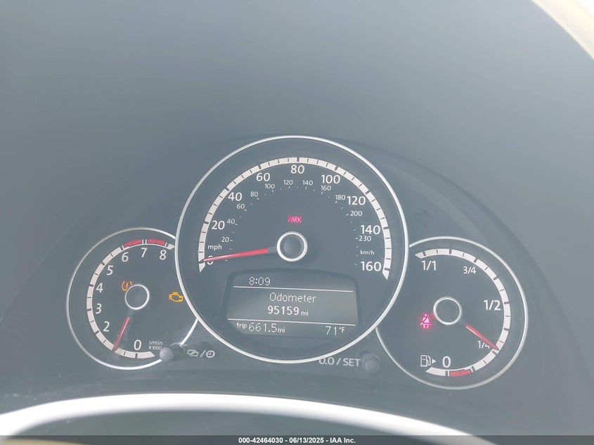 2013 VOLKSWAGEN BEETLE 2.5L - 3VWHX7AT0DM603661