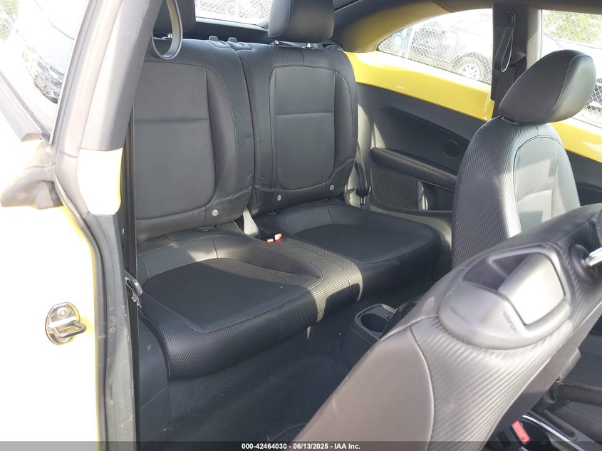 2013 VOLKSWAGEN BEETLE 2.5L - 3VWHX7AT0DM603661