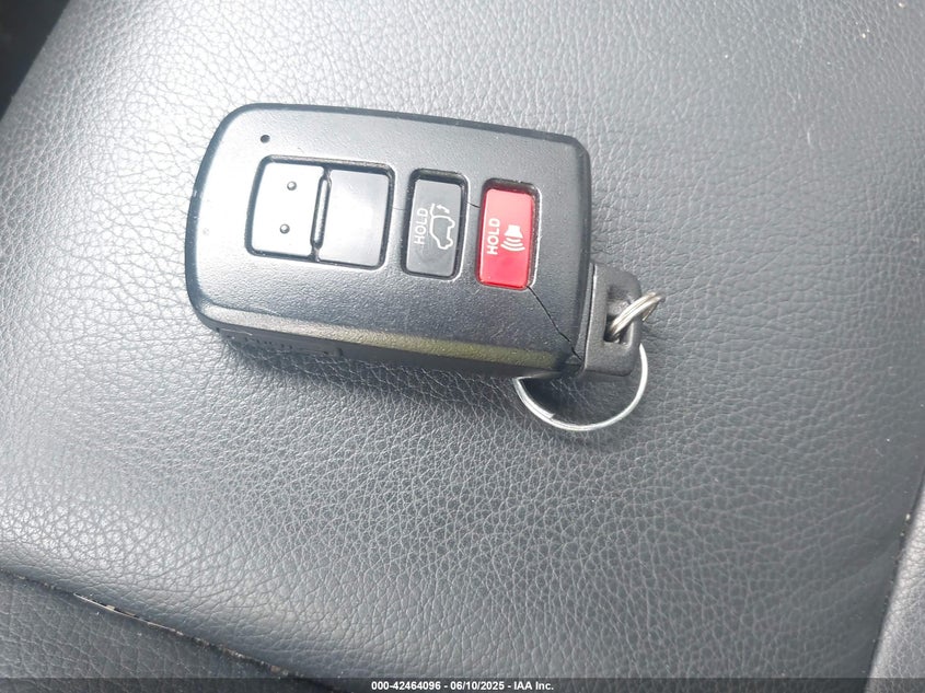 2015 TOYOTA RAV4 VIN: 2T3DFREV5FW380479