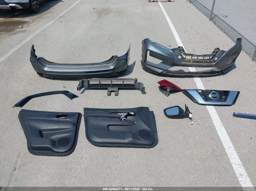 2019 Nissan Rogue Sv VIN: 5N1AT2MT2KC700188 Lot: 42464471