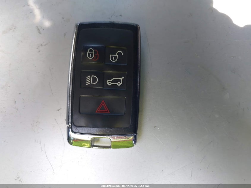 2019 LAND ROVER DISCOVERY SE SALRG2RV3KA096015