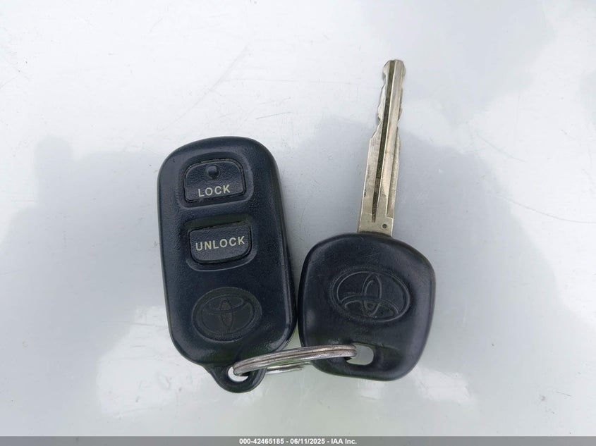 2007 TOYOTA COROLLA VIN: 1NXBR32E07Z862707