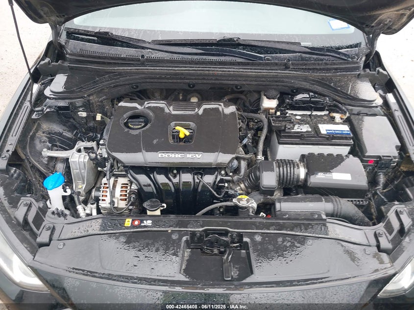 2017 HYUNDAI ELANTRA VIN: KMHD84LF0HU240750