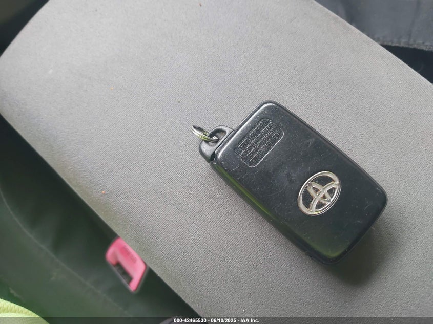 2010 TOYOTA PRIUS VIN: JTDKN3DU5A5082269