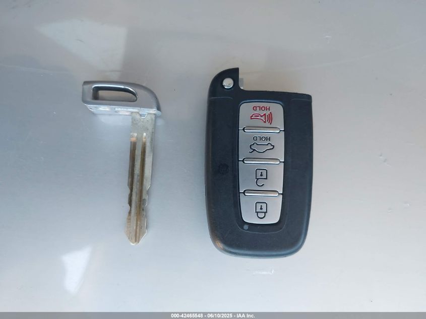 2013 Hyundai Elantra Limited VIN: 5NPDH4AE0DH321993 Lot: 42465548