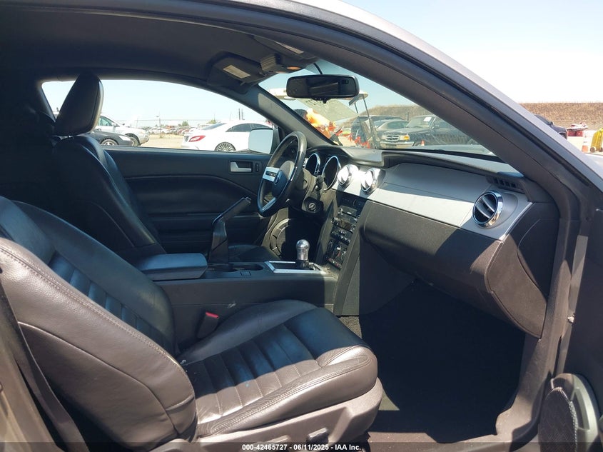 2008 FORD MUSTANG VIN: 1ZVHT82H485168327