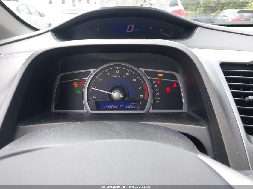 2011 HONDA CIVIC VIN: 2HGFG1B6XBH512328