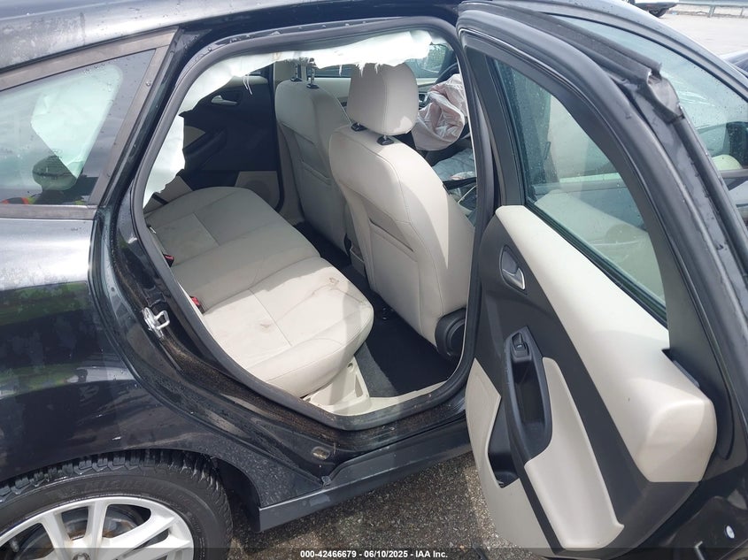 2015 FORD FOCUS VIN: 1FADP3K27FL297729