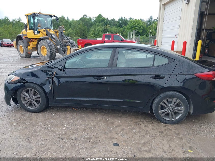 VIN KMHD84LF0HU176225 2017 HYUNDAI ELANTRA SE