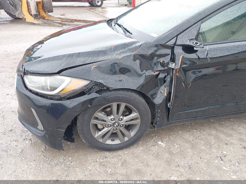 VIN KMHD84LF0HU176225 2017 HYUNDAI ELANTRA SE