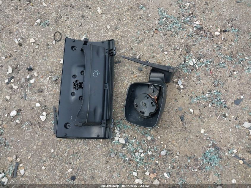 2002 Jeep Liberty Sport VIN: 1J4GL48K42W199972 Lot: 42466799