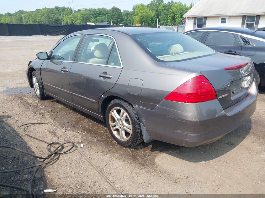 2007 HONDA ACCORD VIN: 1HGCM56727A053632