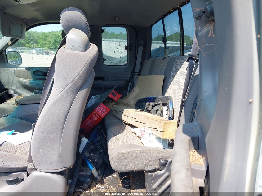 2002 Ford F150 VIN: 2FTRX08L32CA77099 Lot: 42466902