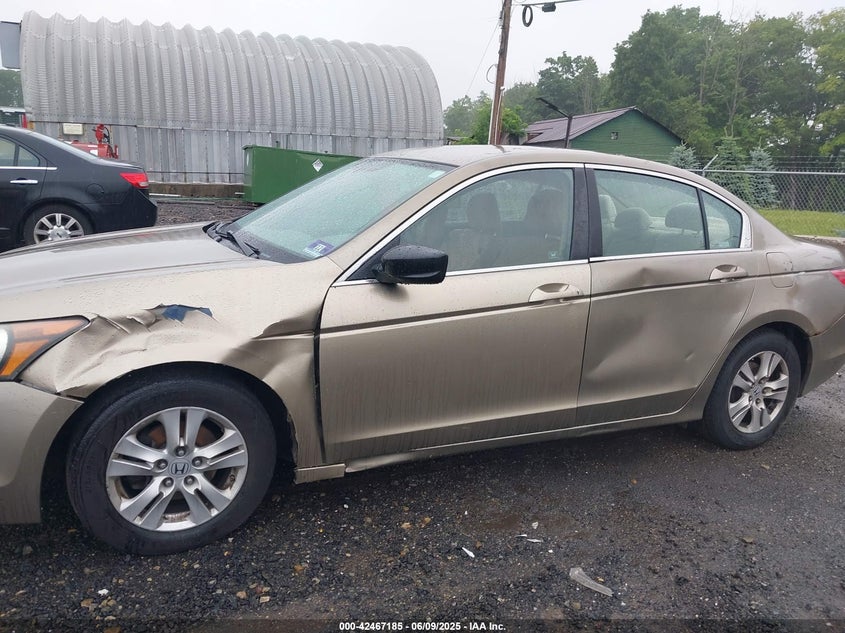 2009 HONDA ACCORD VIN: 1HGCP26499A050418