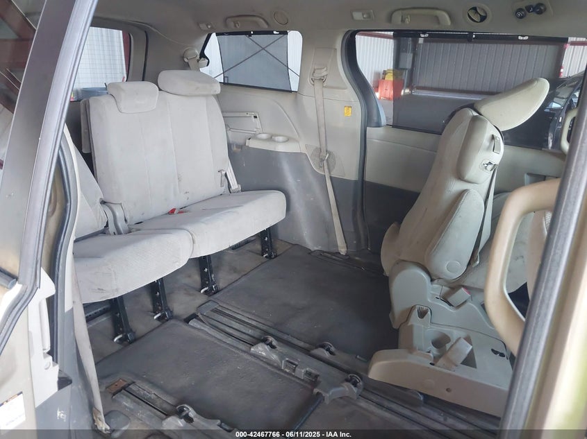 2011 Toyota Sienna Le V6 VIN: 5TDKK3DC3BS131173 Lot: 42467766