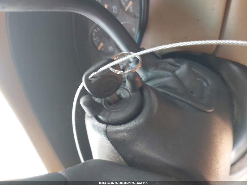 1999 Chevrolet Silverado 1500 VIN: 2GCEC19V1X1132510 Lot: 42468725