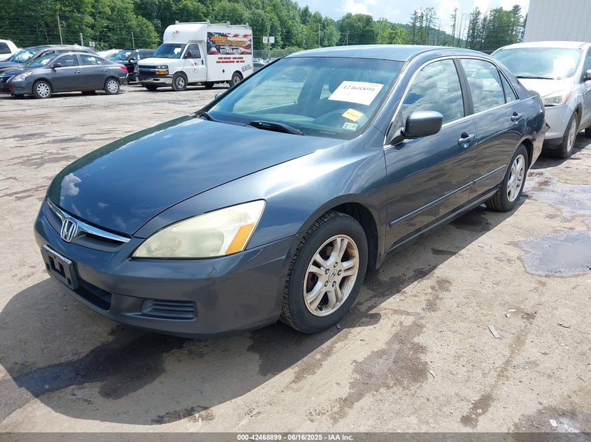 2007 HONDA ACCORD VIN: JHMCM563X7C017153