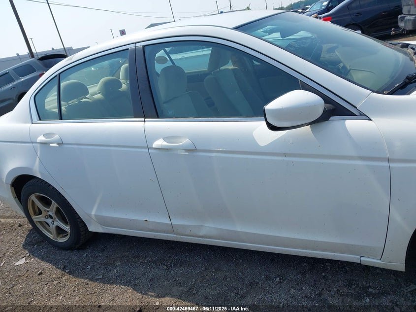 2008 Honda Accord VIN: 1HGC026418A057930 Lot: 42469467