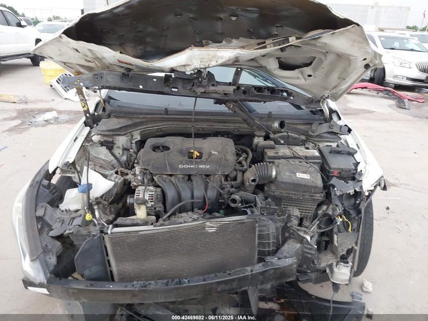 2018 HYUNDAI ELANTRA SE - 5NPD74LF1JH248315