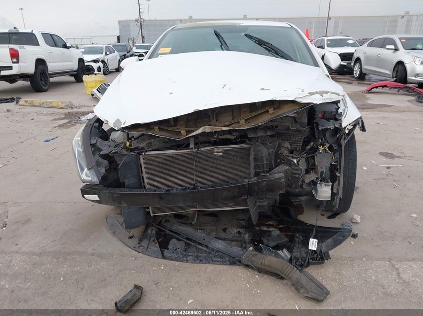 2018 HYUNDAI ELANTRA SE - 5NPD74LF1JH248315