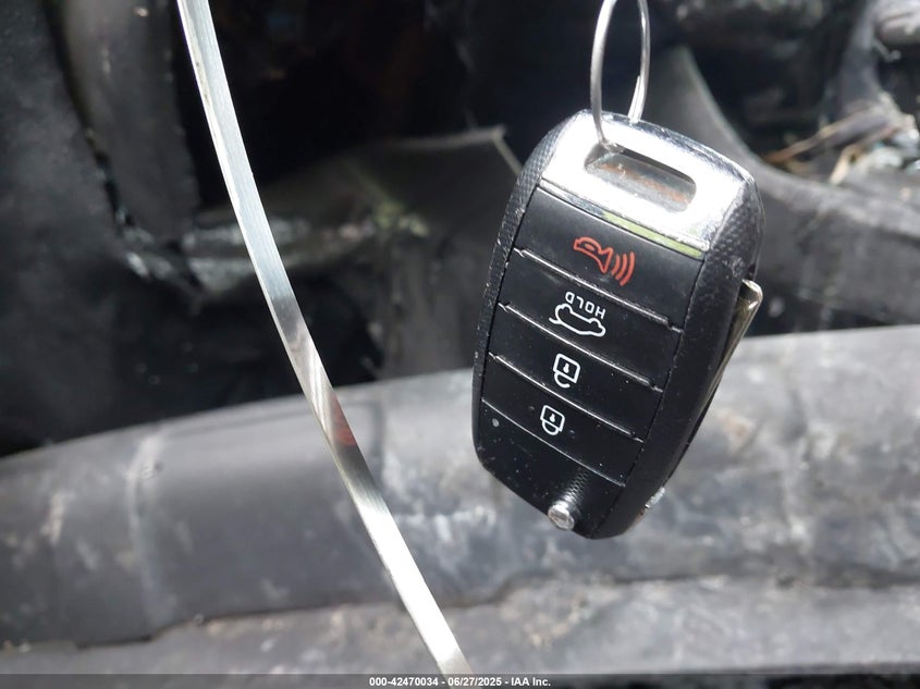 2018 KIA SPORTAGE LX - KNDPM3AC4J7483935