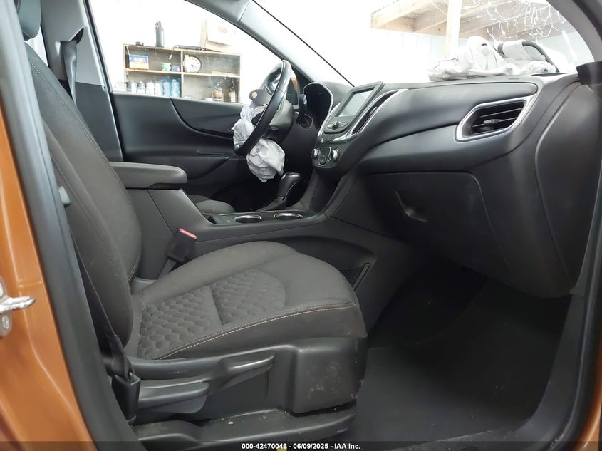 2018 CHEVROLET EQUINOX LT - 2GNAXSEV2J6125825