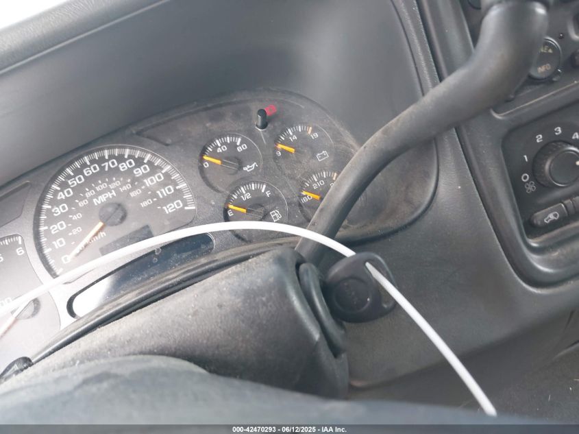 2005 GMC Sierra 1500 2Wd VIN: 1GTECMT15Z135894 Lot: 42470293