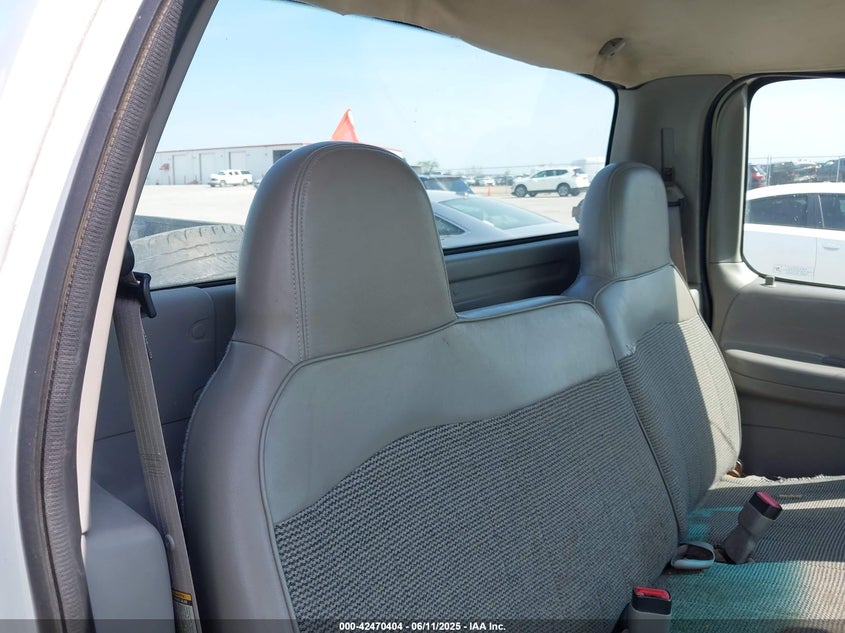 1998 Ford F-250 Lariat/Standard/Xl/Xlt VIN: 1FTPF2762WKC16156 Lot: 42470404