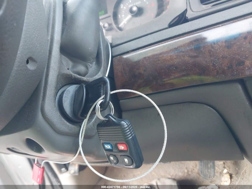 2006 Mercury Grand Marquis VIN: 2MESM75W56X640573 Lot: 42471756