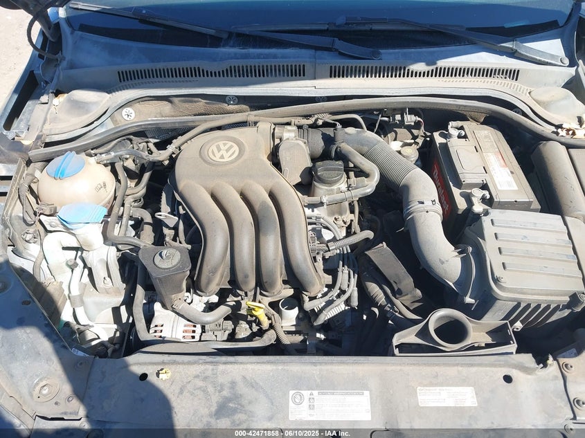 2014 VOLKSWAGEN JETTA 2.0L S - 3VW2K7AJXEM256425