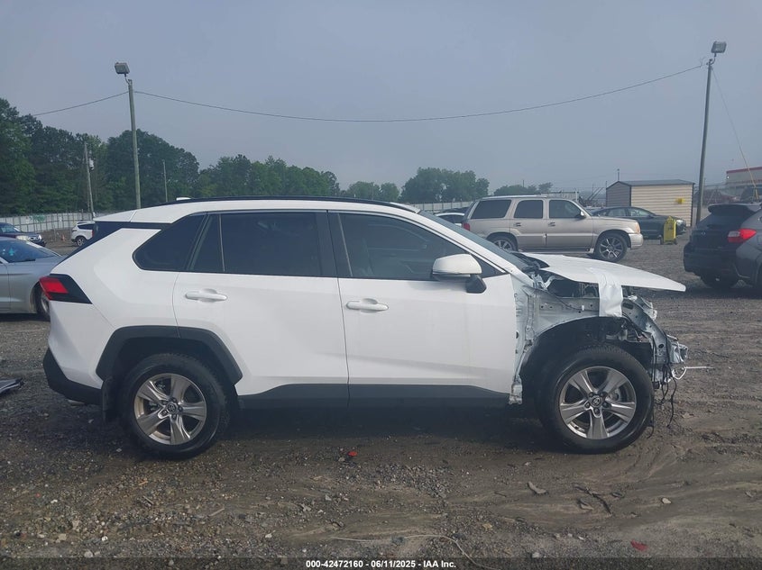 2024 TOYOTA RAV4 XLE - 2T3W1RFV3RC265116