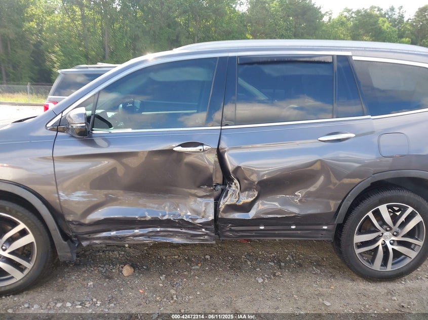 2017 HONDA PILOT ELITE - 5FNYF6H05HB020704