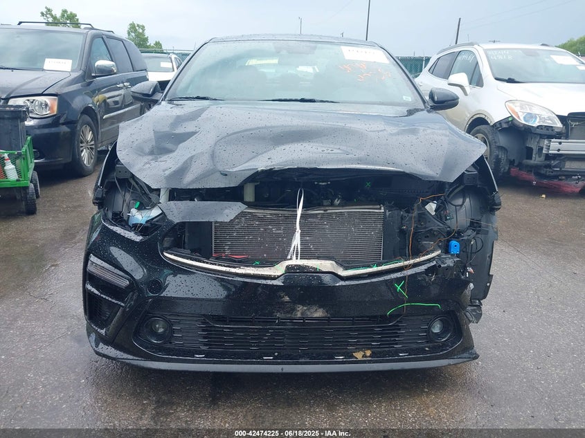 2021 KIA FORTE VIN: 3KPF34AD4ME290119