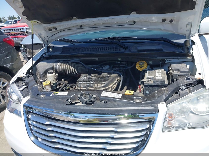 2015 CHRYSLER TOWN & COUNTRY TOURING - 2C4RC1BG9FR563111