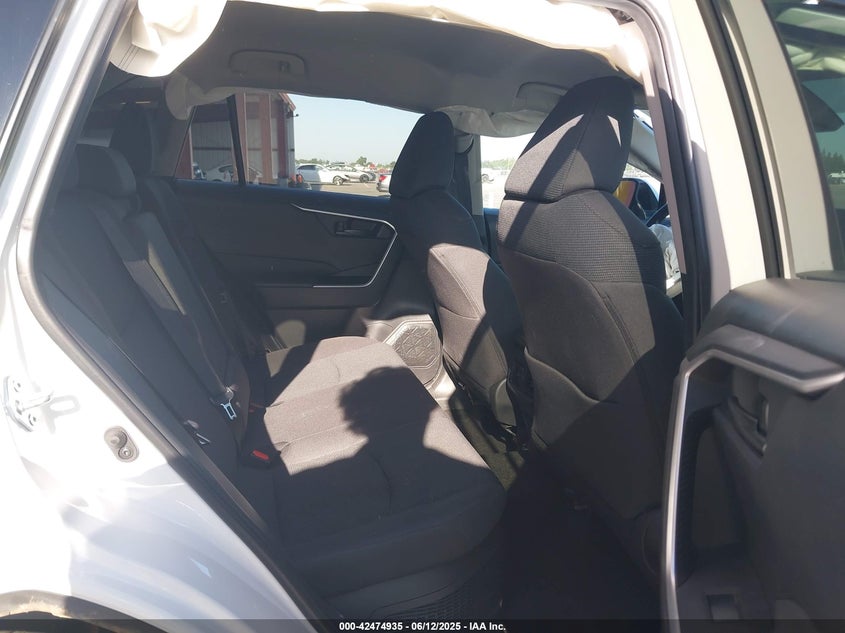 2024 TOYOTA RAV4 HYBRID LE - 4T3MWRFV7RU143043