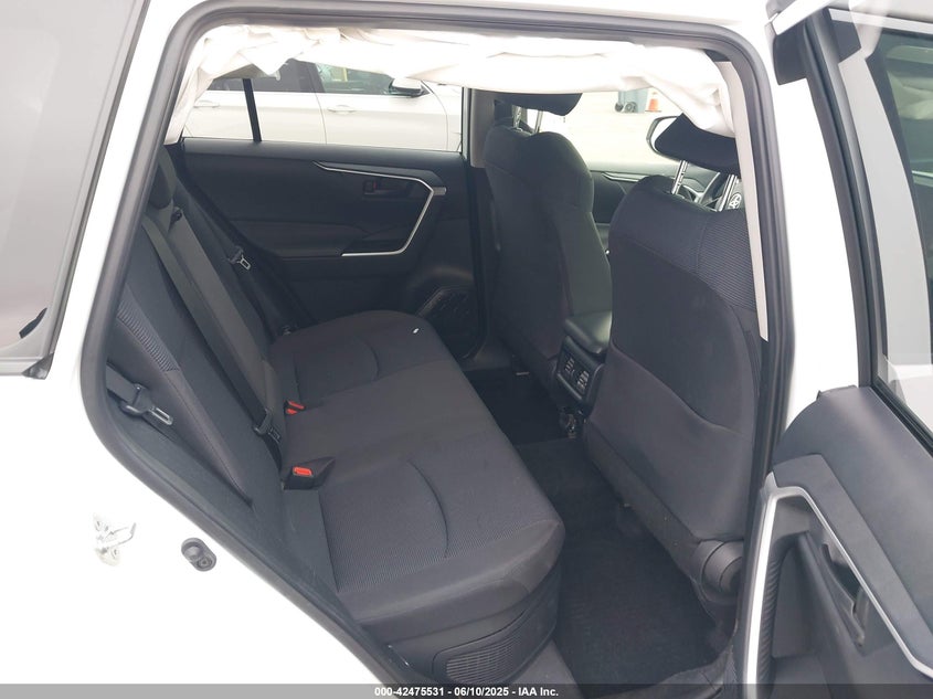 2023 TOYOTA RAV4 HYBRID LE - JTMMWRFV3PD193495