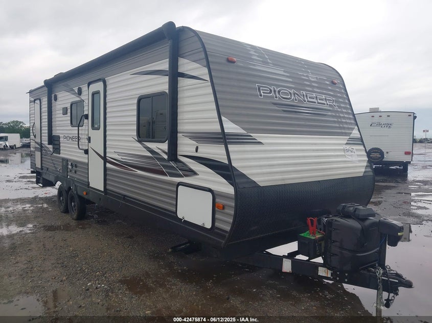 2021 HEARTLAND PIONEER SERIES BH270  (VIN: 5SFPB3223ME452331)