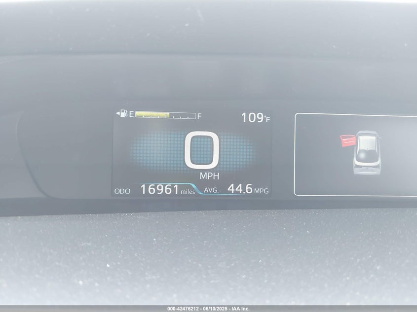 VIN JTDKAMFU9M3136865 2021 TOYOTA PRIUS XLE
