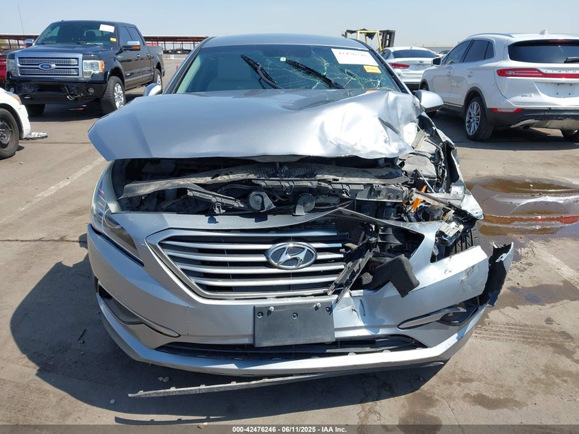 2016 HYUNDAI SONATA VIN: 5NPE24AF8GH402114